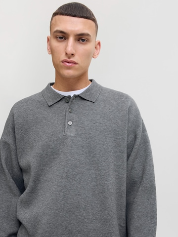 Jack & Jones Premium Tröja 'JPRBLABRADFORT' i grå
