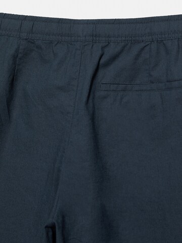 Pull&Bear Loose fit Trousers in Blue