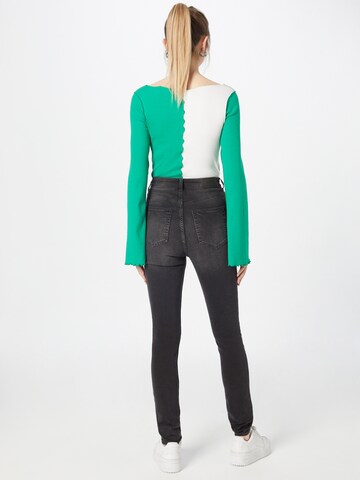 Monki Skinny Jeansy w kolorze czarny