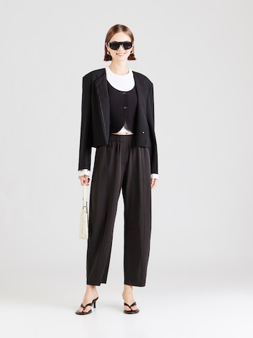 Barrel Pantalon à pince s.Oliver en noir