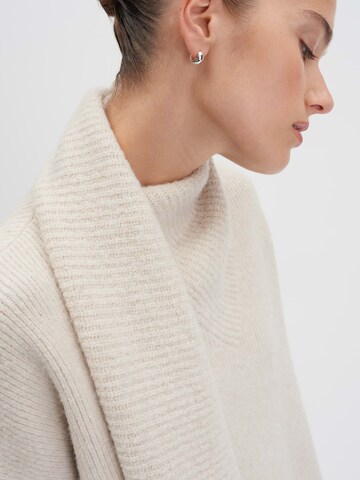 balta Someday Apsiaustas 'Bolana'