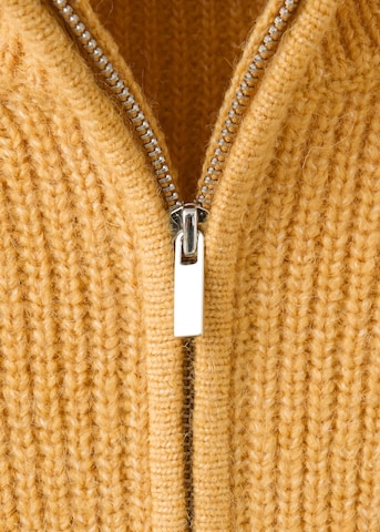 MANGO Sweater 'RIZZI' in Yellow: front