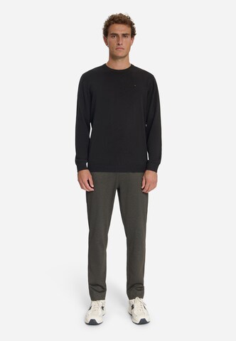 No Excess Pullover in Braun