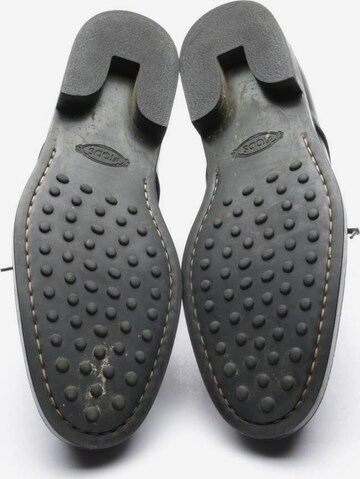 Tod's Flats & Loafers in 38 in Grey