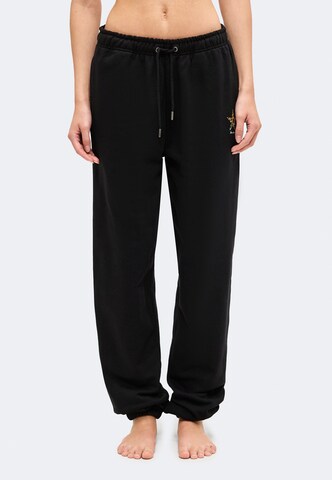 Tapered Pantaloni di GUESS JEANS in nero: frontale