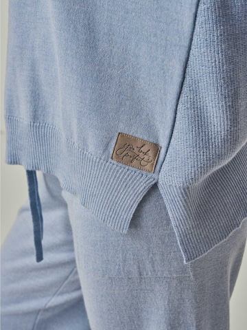 YOU LOOK PERFECT Pullover 'BELLA' in Blau