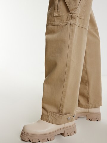 EDITED Regular Jeans 'Rieke' i brun