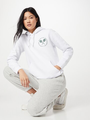 92 The Studio Sweatshirt in White