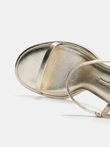 Pull&Bear Strap Sandals in Gold