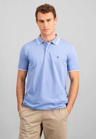 T-Shirt FYNCH-HATTON en bleu : devant