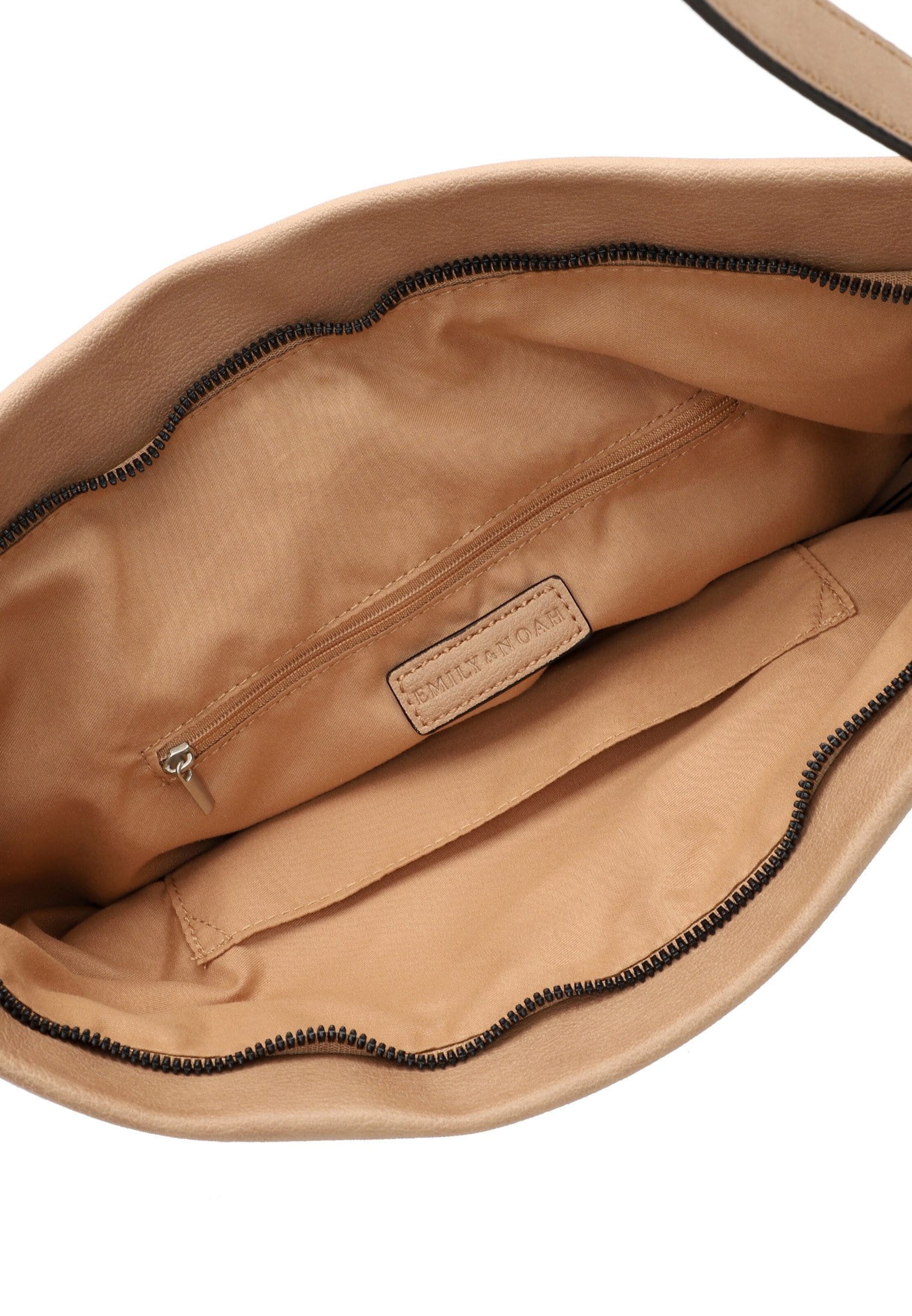 Emily & Noah Schoudertas in Beige