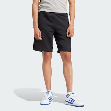 ADIDAS ORIGINALS Regular Shorts 'Trefoil Essentials' in Schwarz: predná strana