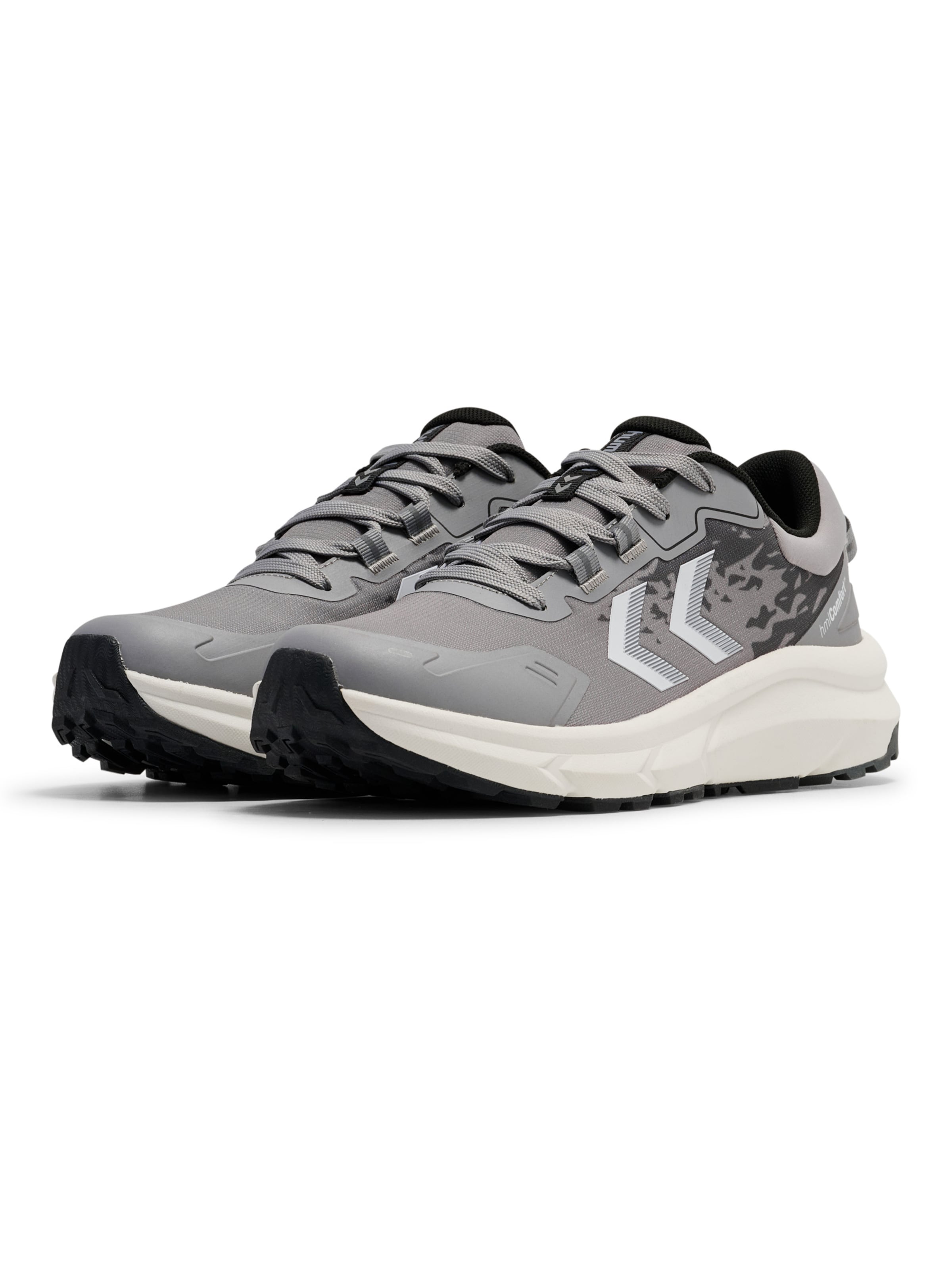 Hummel Platform trainers in Grey