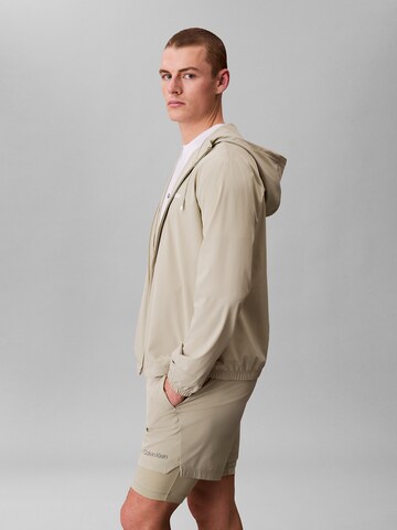 Veste de sport Calvin Klein Sport en gris