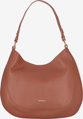 Coccinelle Shoulder Bag in Brown: front
