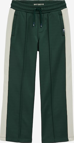 WE Fashion Regular Housut värissä vihreä: etupuoli