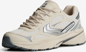 BershkaNiske tenisice - bijela boja: prednji dio