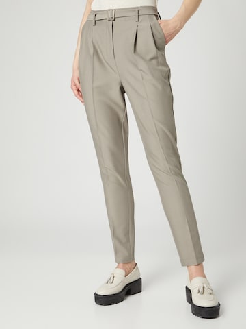 Regular Pantalon à pince 'Erika' Guido Maria Kretschmer Women en gris : devant