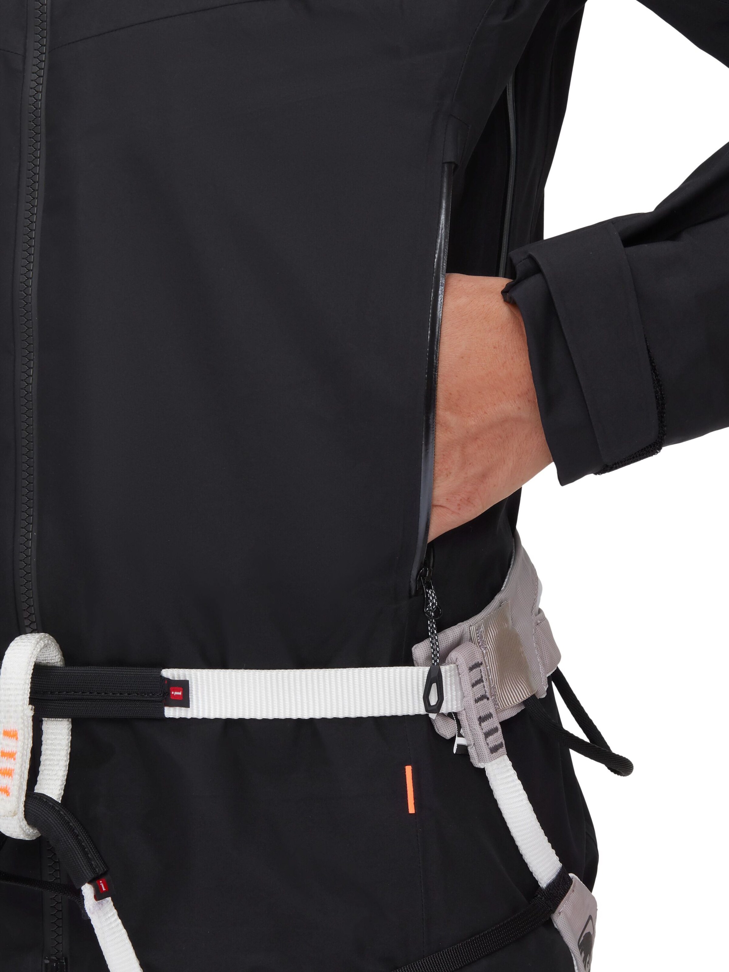 MAMMUT Outdoor Jacket in Black