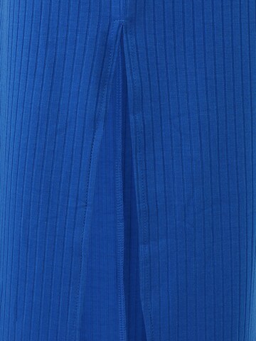 Pieces Tall - Vestido 'Kylie' em azul