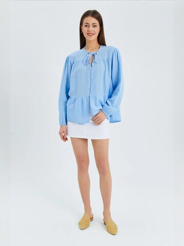 MixRay - Blusa em azul