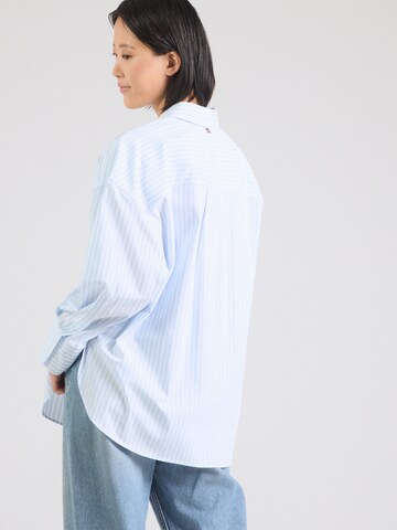 HUGO Μπλούζα 'Eustyna' σε μπλε