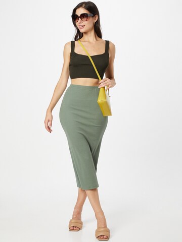 GLAMOROUS Skirt in Green