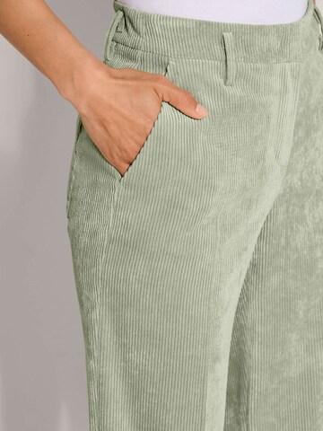 MADELEINE Loosefit Broek in Groen