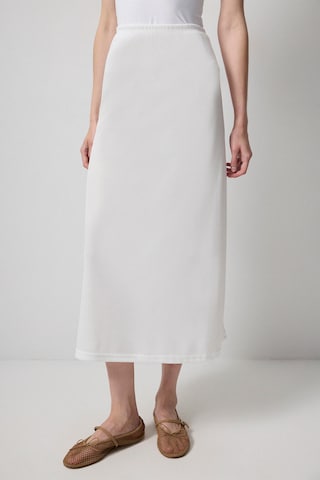 Jupe Touche Prive en blanc : devant