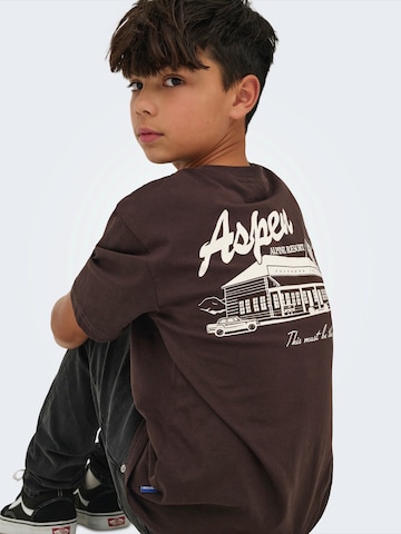 Only & Sons Junior T-shirt 'OSJLARRY' i brun
