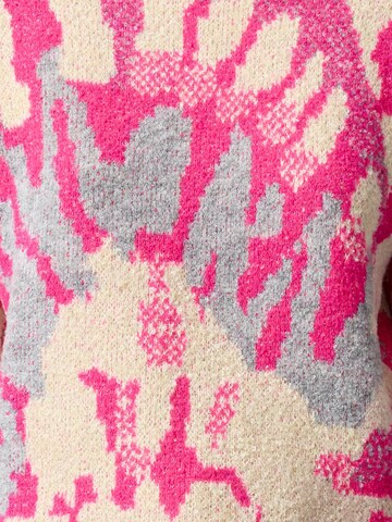 Trendyol Sweater in Pink