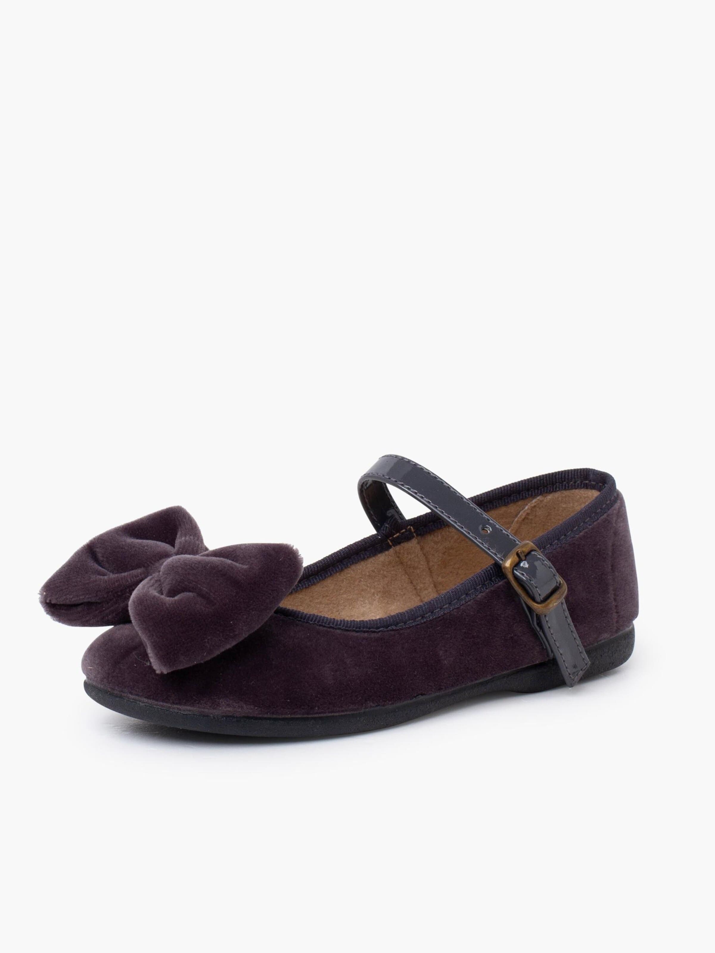 Ballerina di Pisamonas in grigio: frontale