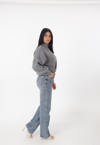 Elara Pullover in Grau