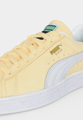 PUMA - Sapatilhas altas 'Classic' em amarelo