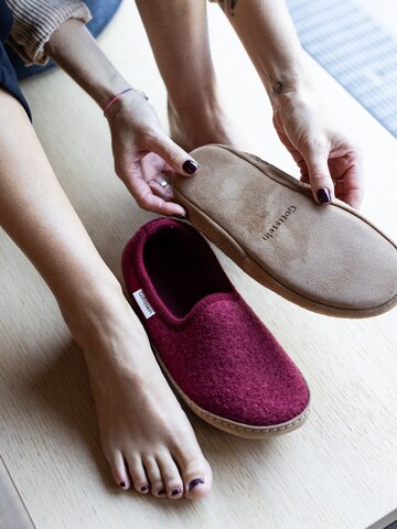 Gottstein Slippers 'Walkpantoffel Cheyenne' in Red