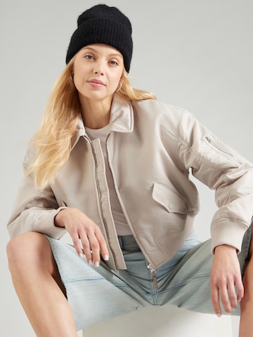 LEVI'S ® Between-season jacket in Grey: front