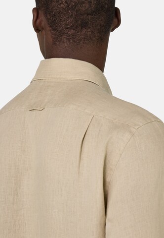 Coupe regular Chemise Boggi Milano en beige