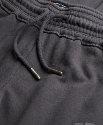 Regular Pantalon Superdry & Co en gris