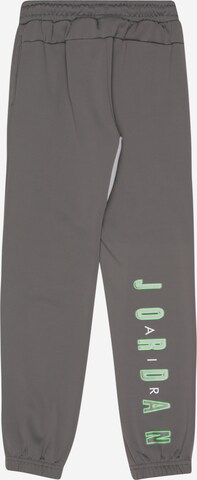 regular Pantaloni sportivi di Jordan in grigio