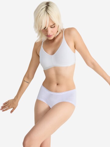 SLOGGI Slip '24/7 Cotton Lace' in White