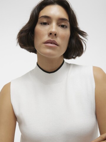 VERO MODA Sweater in White