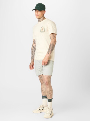 Cotton On Regular Shorts in Weiß