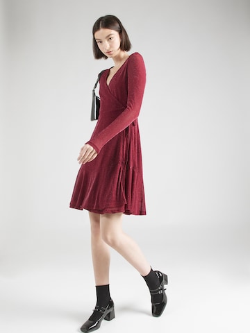 Moves Dress 'Mallus' in Red: front