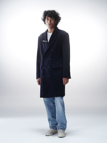 Luka Sabbat for ABOUT YOU Ανοιξιάτικο και φθινοπωρινό παλτό 'Joshua' σε μπλε: μπροστά