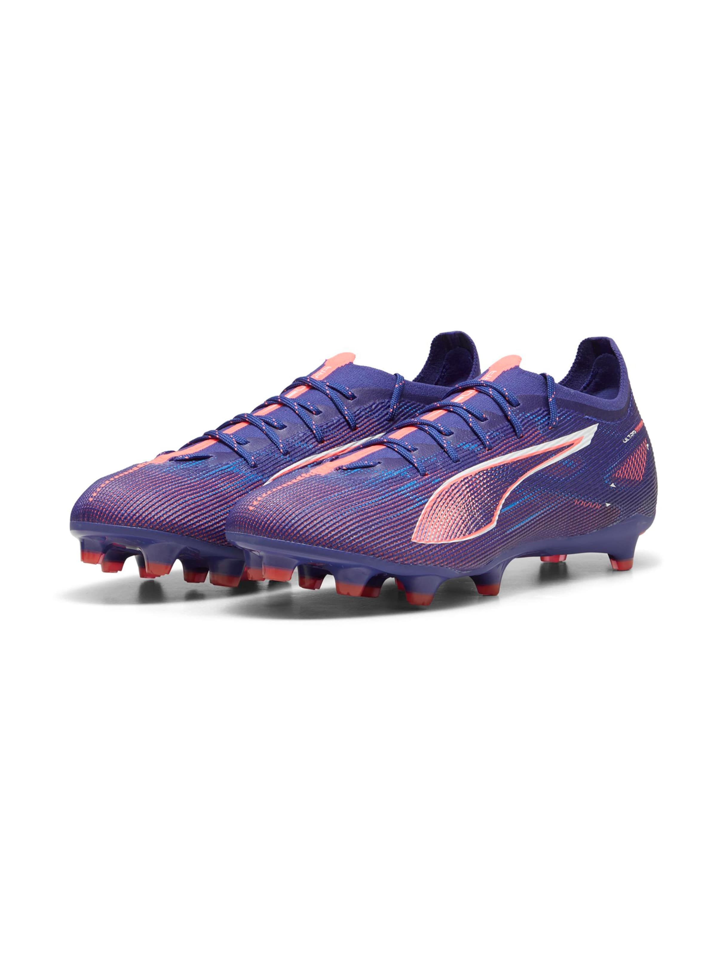 PUMA Soccer shoe 'Ultra 5 Pro' in Blue