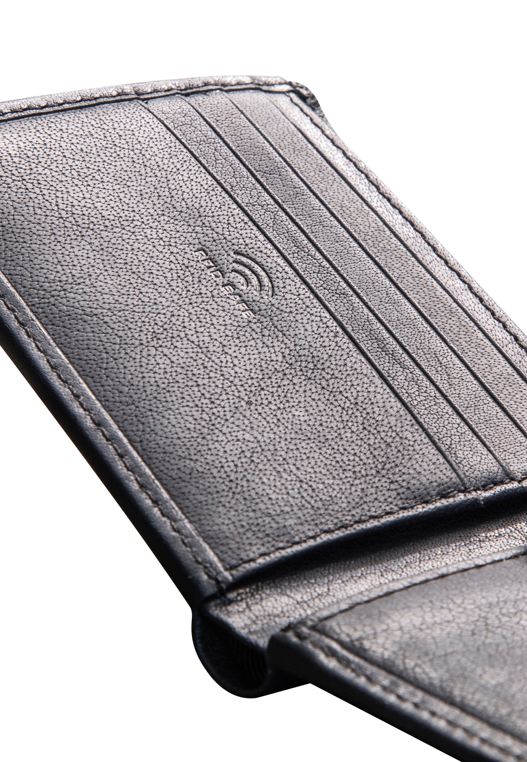 STRELLSON Peněženka 'Blackwall Jaden' – černá