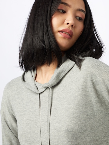 VERO MODA Sweater 'DAW' in Grey