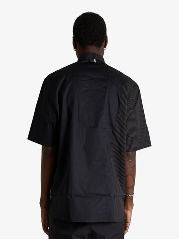 LOW BRAND - Regular Fit Camisa em preto