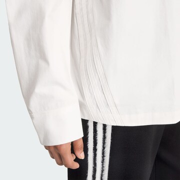 ADIDAS ORIGINALS - Blusa en blanco