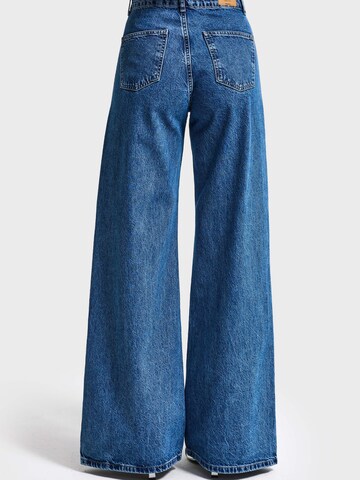 IT'S BASIC Flared Jeans 'RHINESTONE FLARE MID RISE JEANS' in Blue